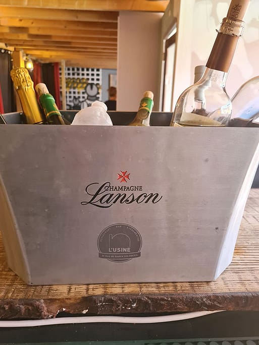 Restaurant l'Usine à Nantes - Seau à champagne L'Usine